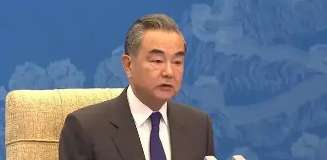 驻马来西亚使馆紧急提醒，公民需提高警惕，注意安全